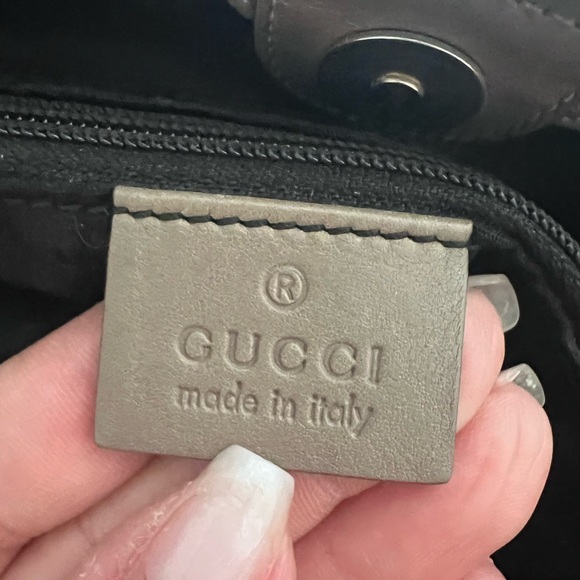 Gucci Gold-Tone Embossed Shoulder Bag - Picture 7 of 8